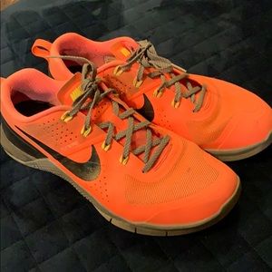 Used Nike metcons